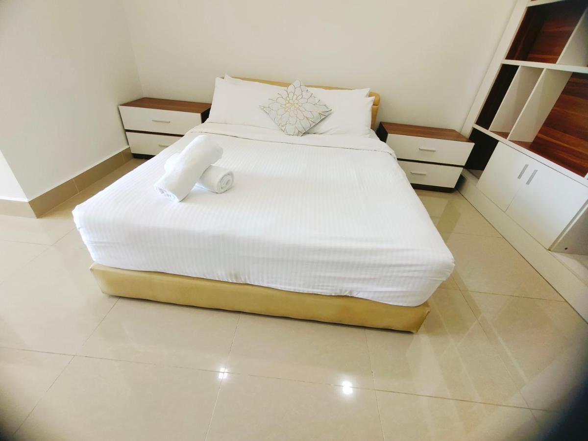 Shaftesbury 2 Apartment *